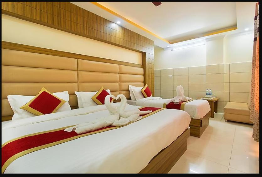 Trimrooms Trinity Katra ภายนอก รูปภาพ